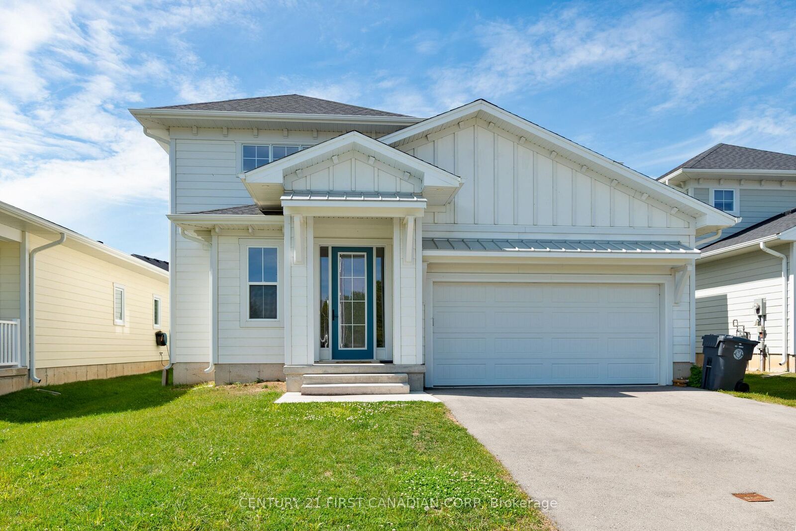 Property Photo: 116 Sandcastle Key N/A ON N5L 0B5