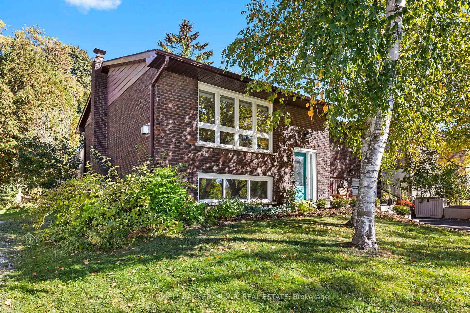 Property Photo: 77 Main Street N ON L9P 1J7