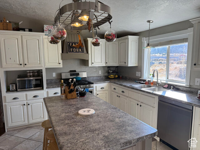 Property Photo: 390 S State St UT 84667