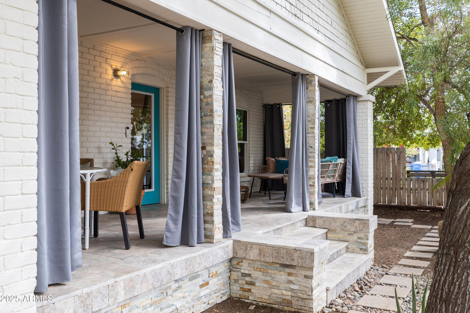 Property Photo:  829 N 8th Avenue  AZ 85007