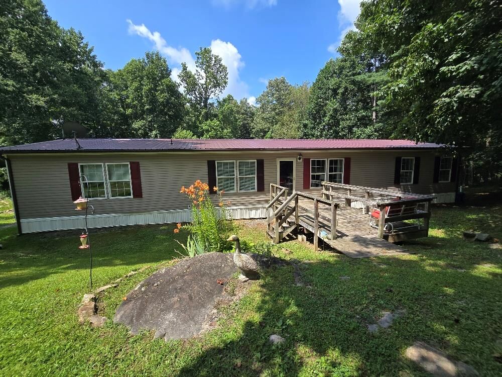 Property Photo: 966 Sand Knob Rd WV 25978