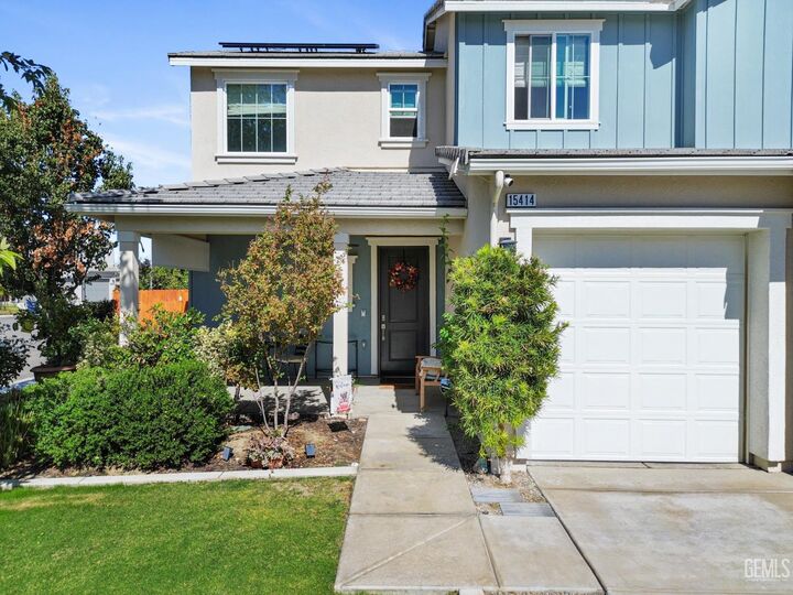 Property Photo:  15414 Donostia St  CA 93314 