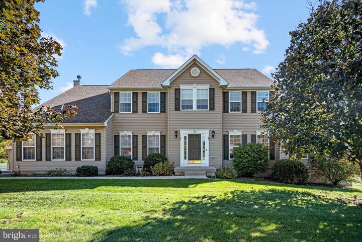 Property Photo: 26 Stoneway Court WV 25414