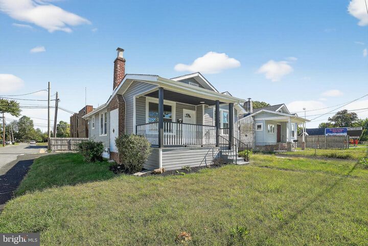 Property Photo: 1217 Newport Gap Pike DE 19804