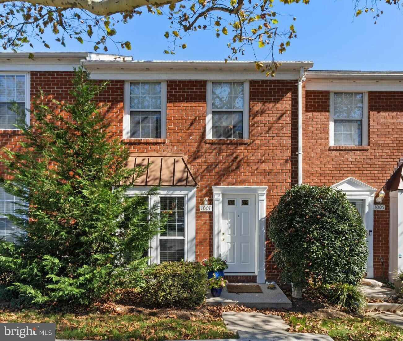 Property Photo: 1007 Dartmouth Glen Way MD 21212