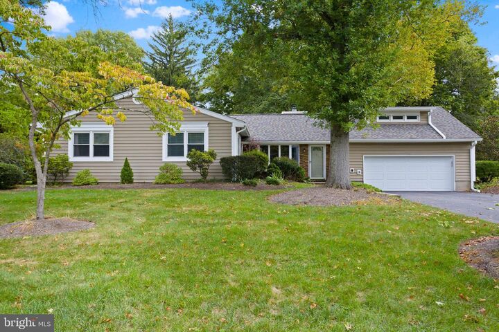 Property Photo:  42 Nassau Place  NJ 08550