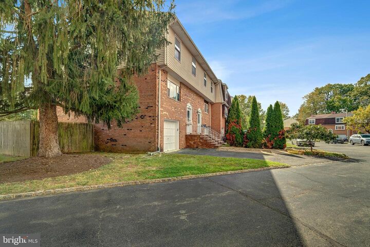 Property Photo: 28 Featherbed Court NJ 08648