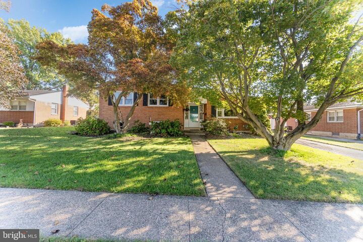 641 N 67th Street  Harrisburg PA 17111 photo