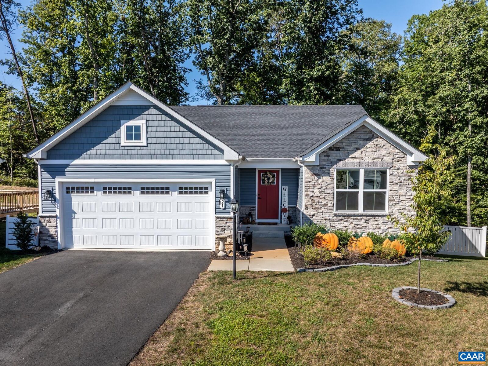 Property Photo: 21 Archer Cir VA 22963