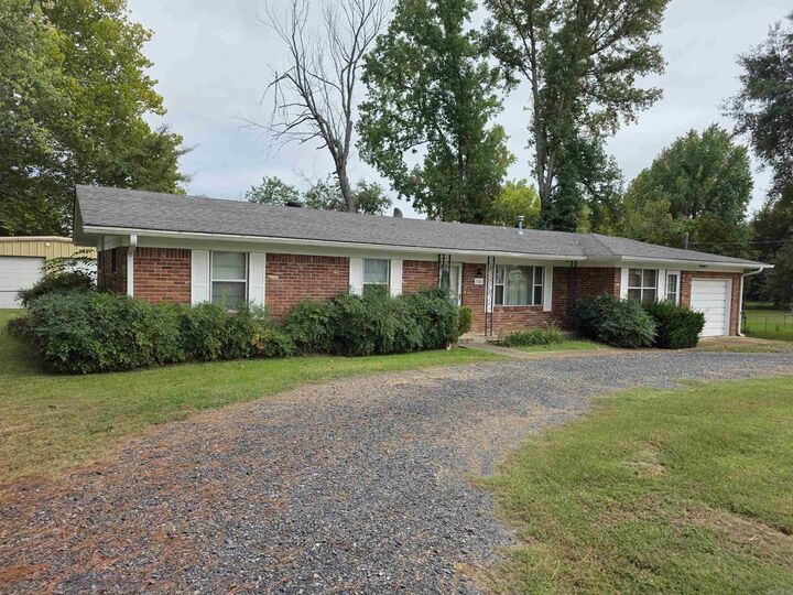 1100 Reine Street  Mena AR 71953 photo