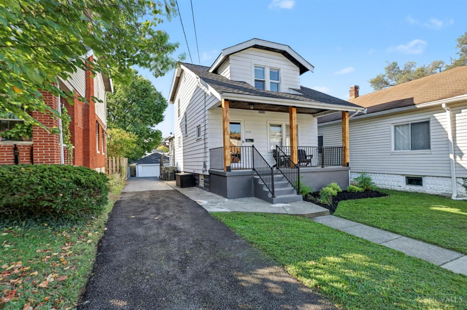 Property Photo: 2115 Quatman Avenue OH 45212