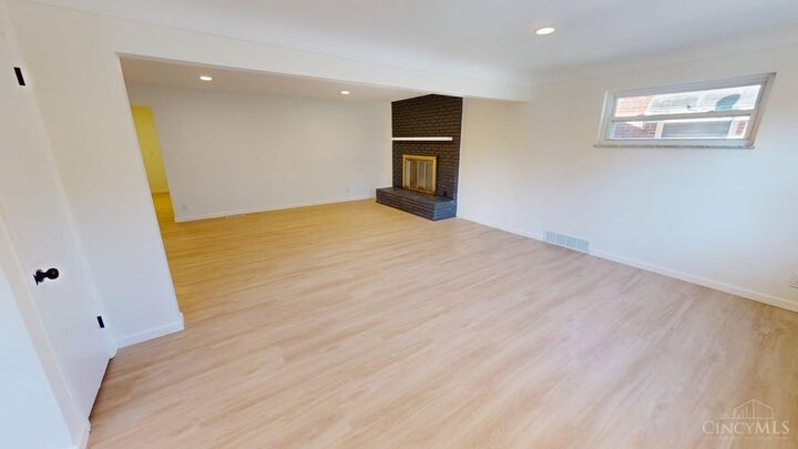 Property Photo:  2691 Westbrook Drive  OH 45211 