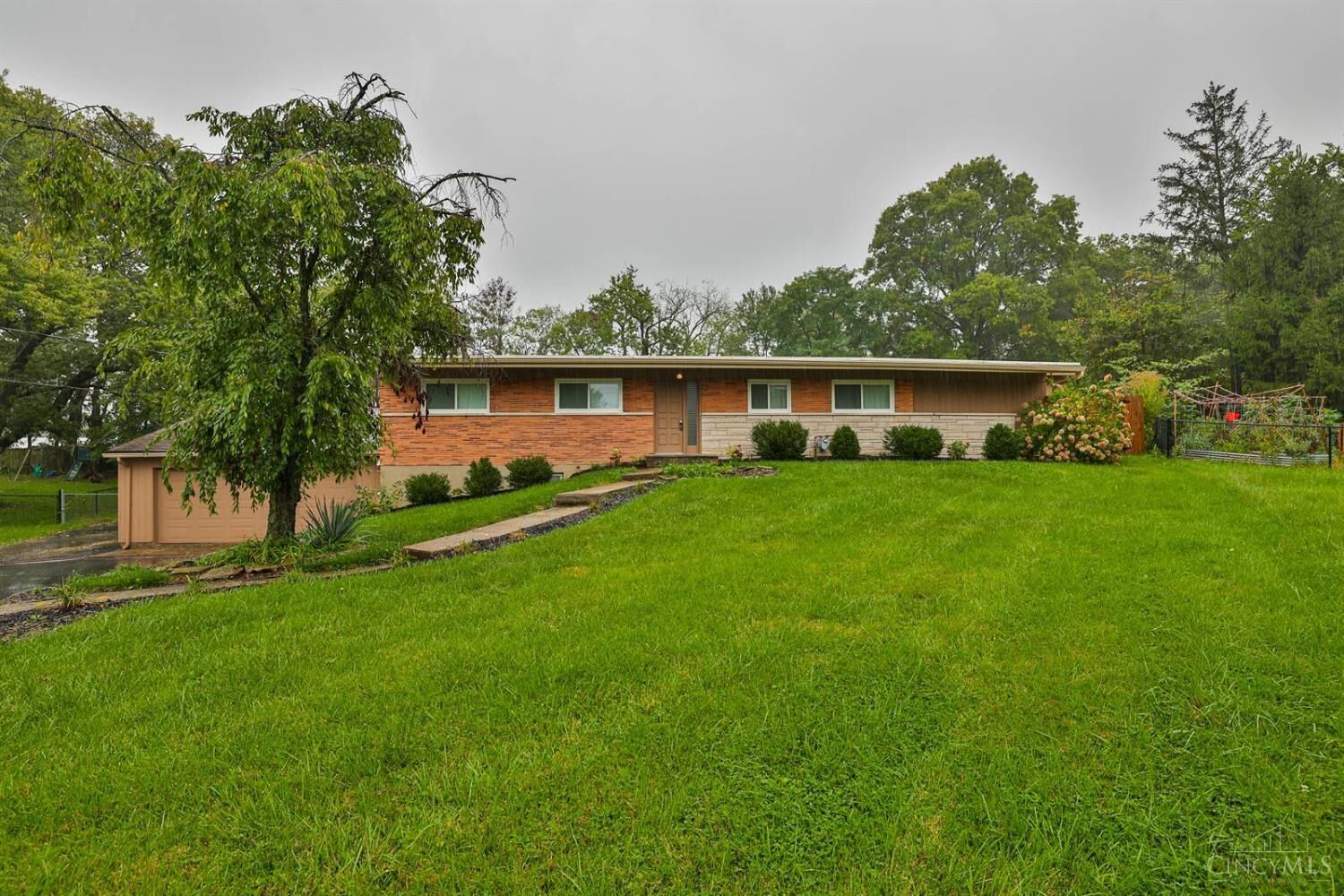 Property Photo:  3205 Donnybrook Lane  OH 45251 
