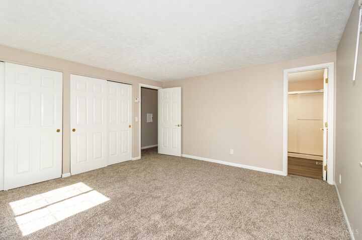 Property Photo: 3227 Algus Lane OH 45248