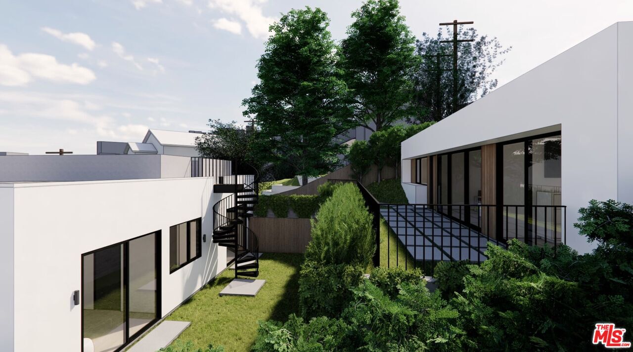 Property Photo: 3628 Roseview Ave CA 90065