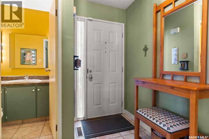 Photo de la propriété:  1502 Jubilee Avenue  SK S4S 3T3 