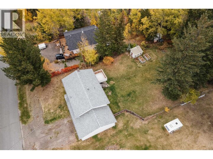Property Photo: 835 Spruce Avenue BC V0K 2E0