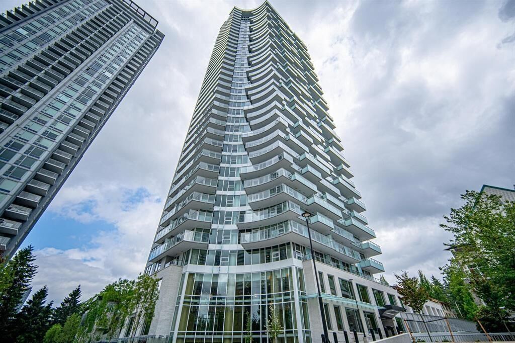 Property Photo: 13768 100 Avenue 407 BC V3T 0V2