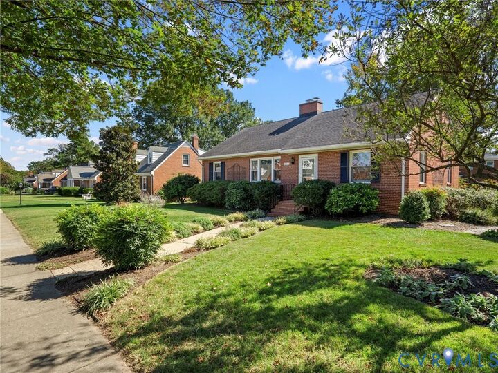 Property Photo:  2319 Essex Road  VA 23228 