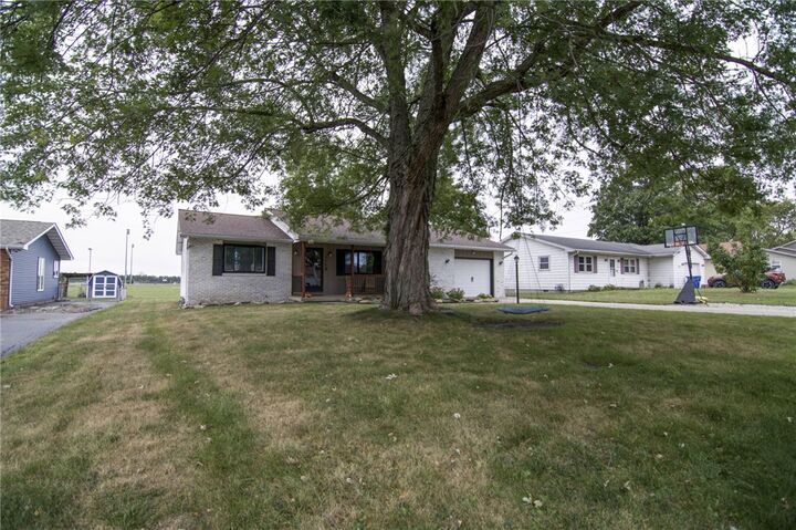 Property Photo: 375 Cook Street IL 62544