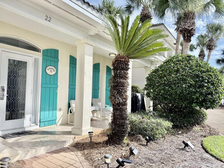 Property Photo: 22 Pearl Cove FL 32550