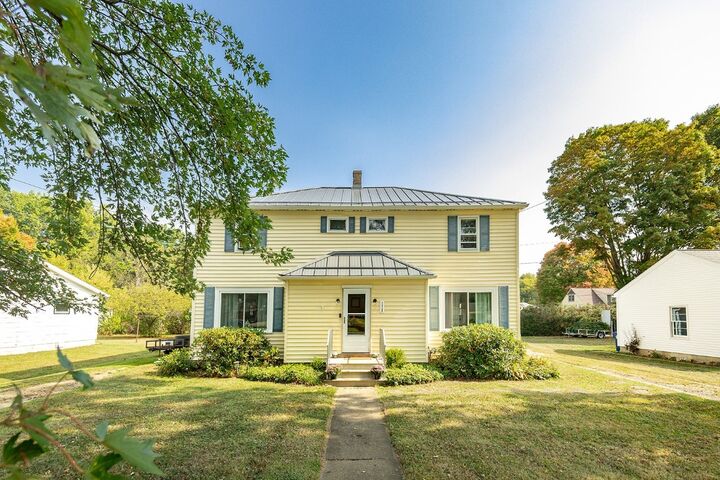 Property Photo:  179 S Franklin Street  PA 16314 