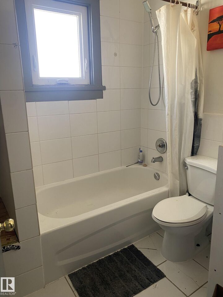 Property Photo: 15913 100A Avenue NW AB T5P 0L7