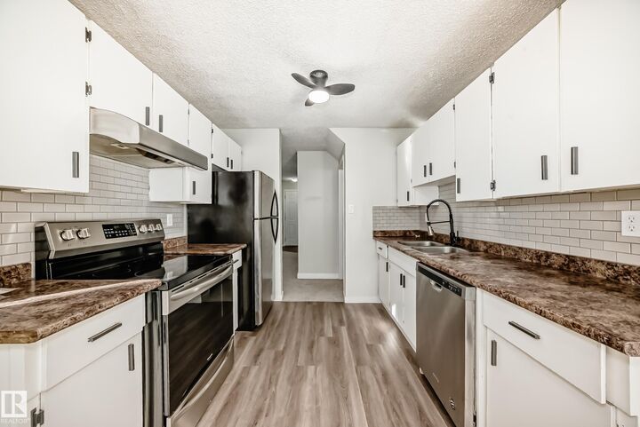1651 46 Street NW 17  Edmonton AB T6L 5H2 photo