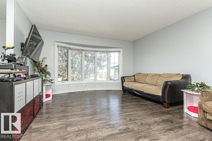 Property Photo: 2827 35 Street NW AB T6L 5K2