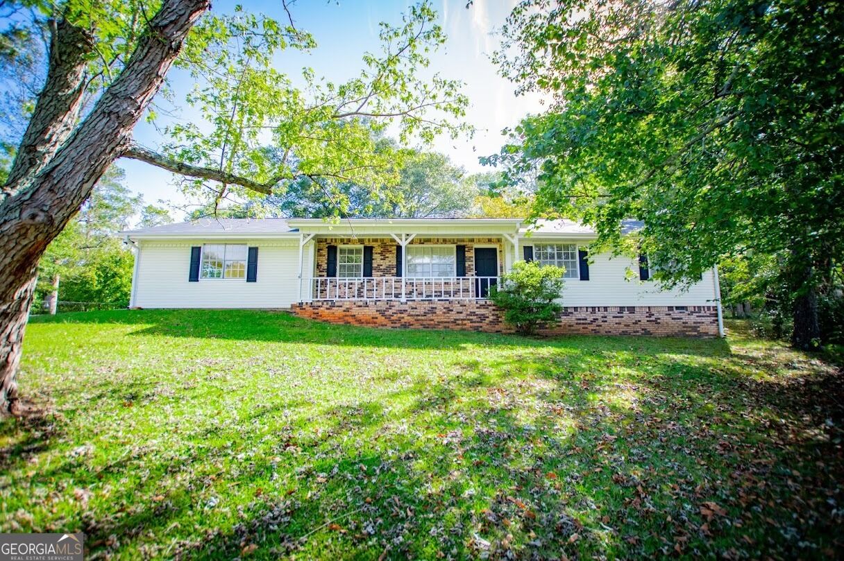 Property Photo: 2349 Shire Court GA 30106