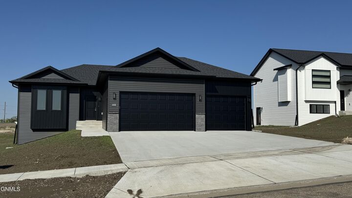 4408 Silver Boulevard  Bismarck ND 58503 photo