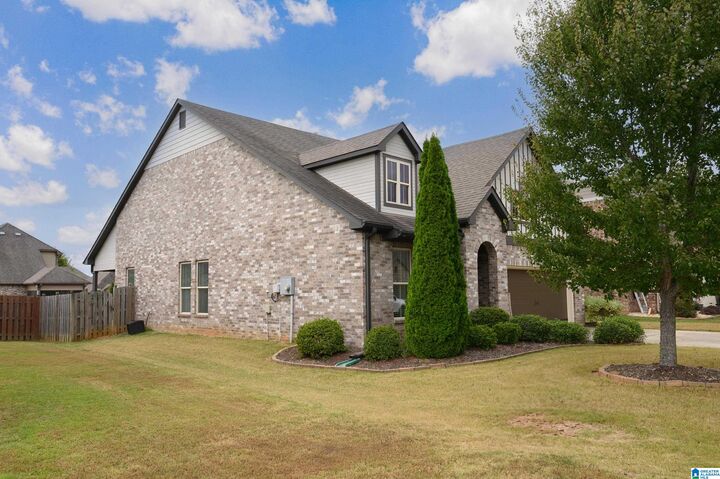 Property Photo: 731 Crider Road AL 35114