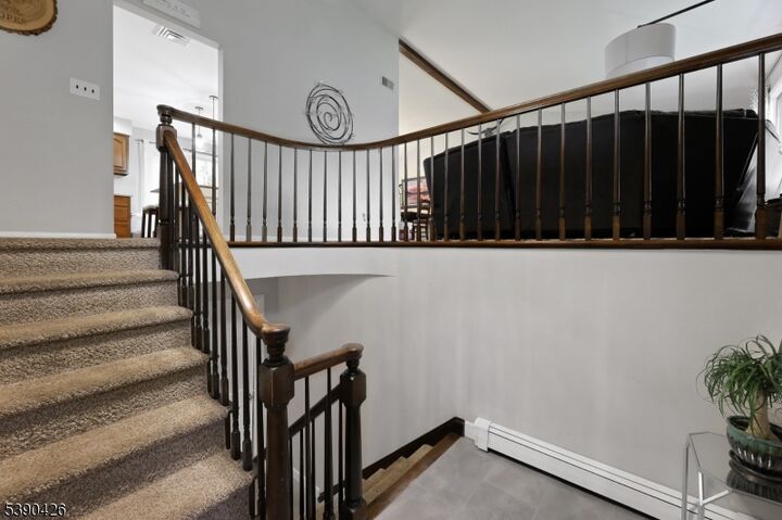 Property Photo: 9 Keiller Ct NJ 07508