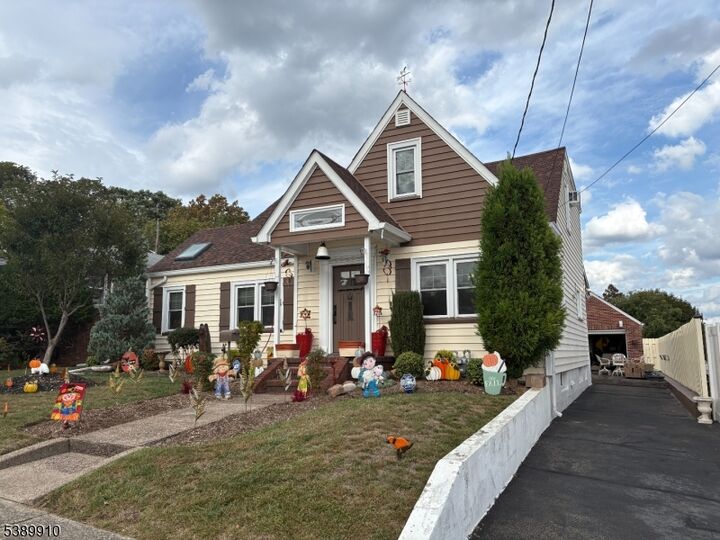 Property Photo: 12 Tracy Ave NJ 07512