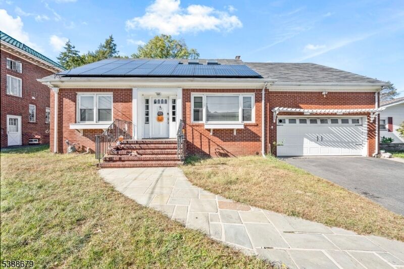 Property Photo:  17 Barnard Pl  NJ 07208 