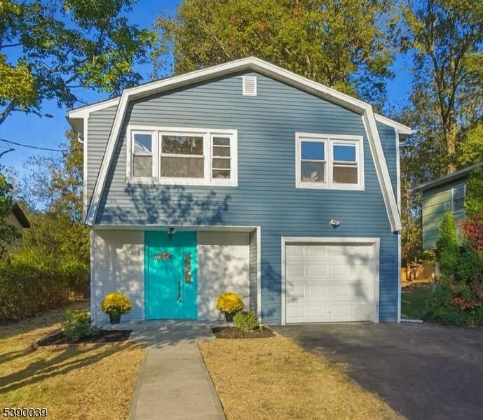 Property Photo: 7 Esther St NJ 07874