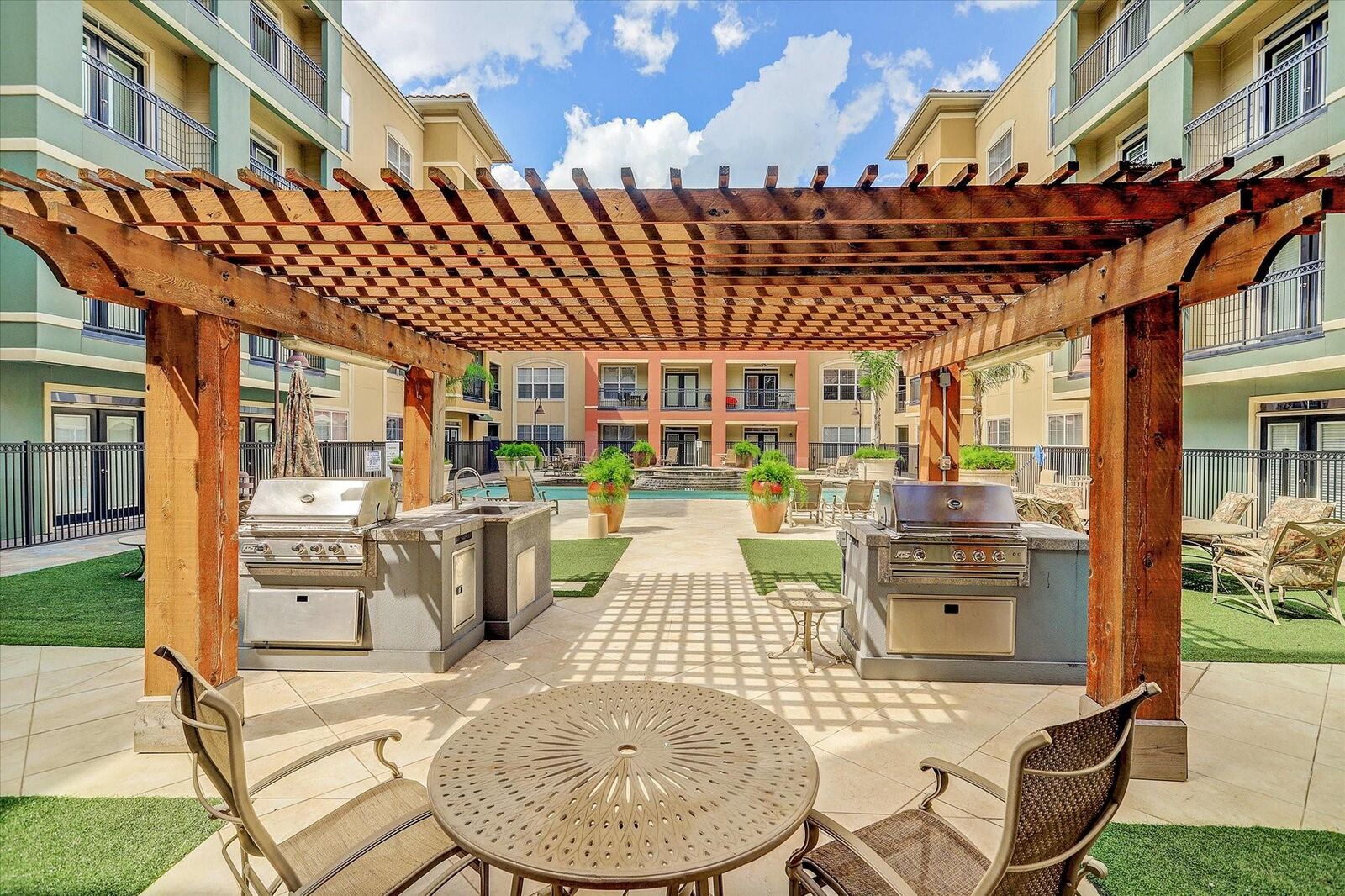 Property Photo:  1711 Old Spanish Trail 440  TX 77054