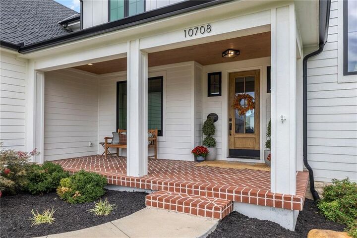 Property Photo:  10708 W 142nd Street  KS 66221 