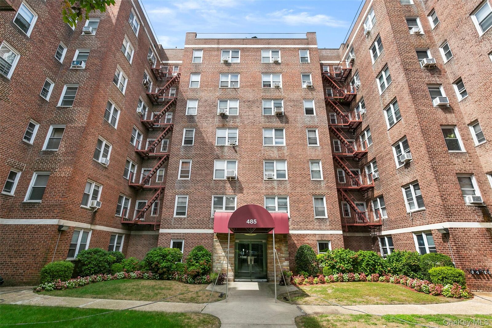 Property Photo:  485 Bronx River Road B63  NY 10704 