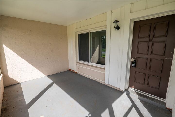 Property Photo: 5523 Westbrook Drive FL 32821