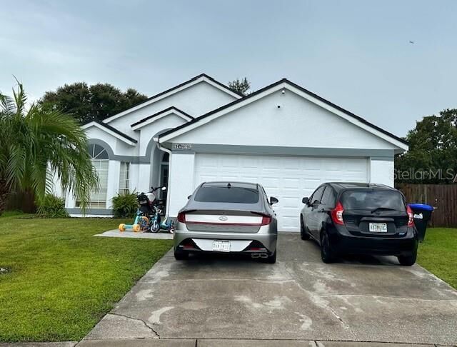 Property Photo: 10836 Lanesboro Court FL 32825