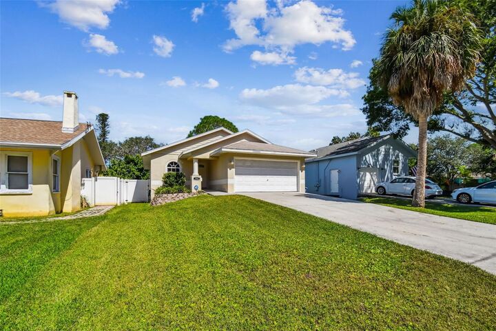 Property Photo: 1763 Montana Avenue NE FL 33703