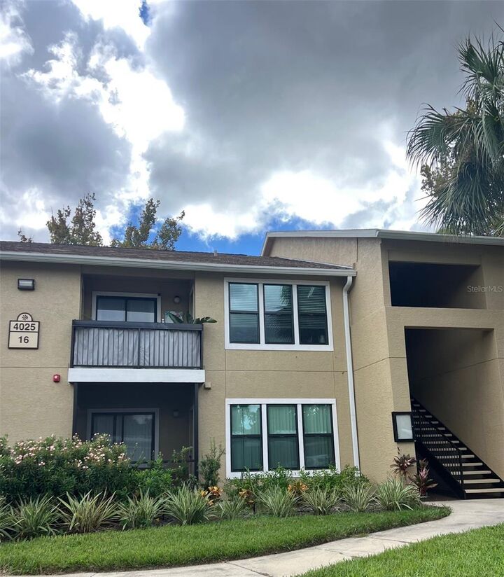 Property Photo: 4025 Crockers Lake Boulevard 1625 FL 34238