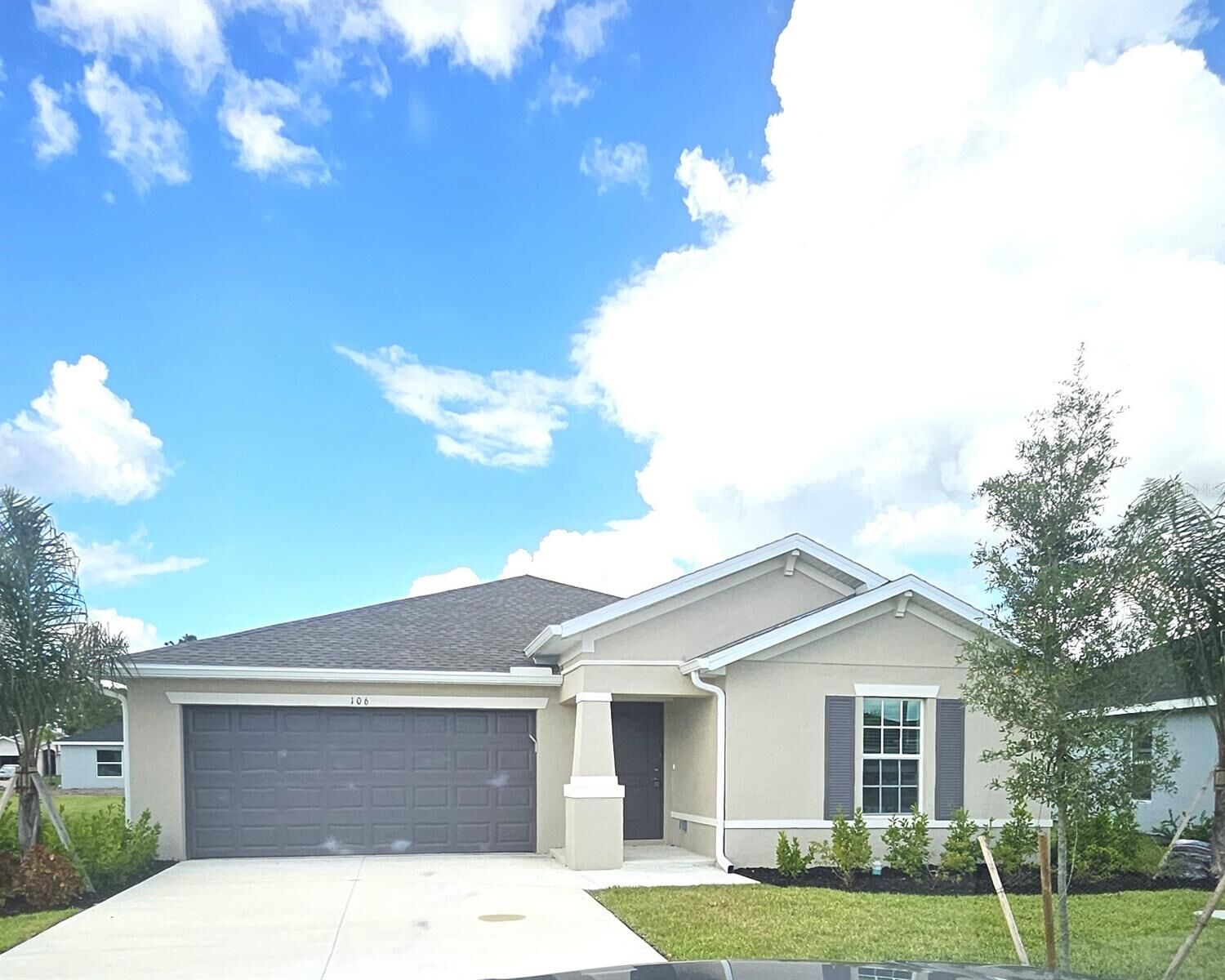 Property Photo: 106 Leisure Place FL 33947