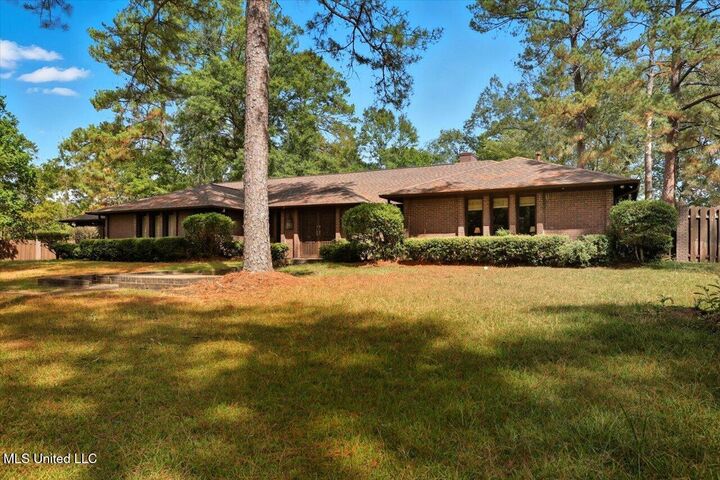 Property Photo: 5230 Brookleigh Drive MS 39272