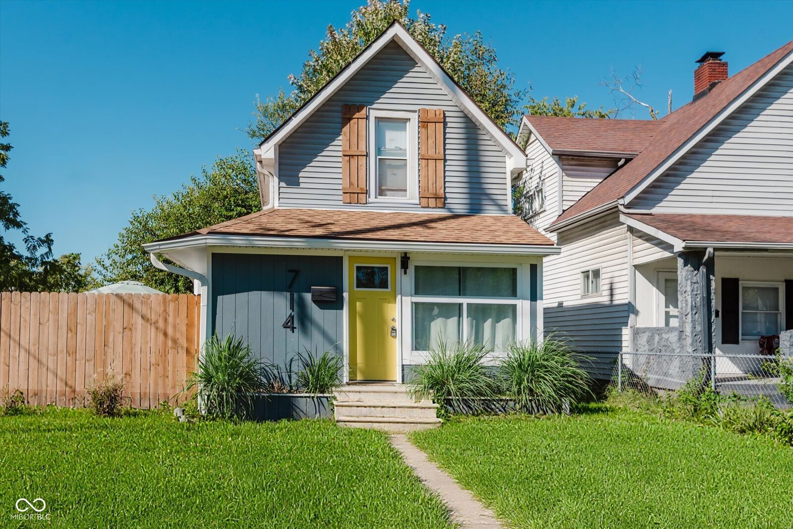 Property Photo: 714 S Keystone Avenue IN 46203