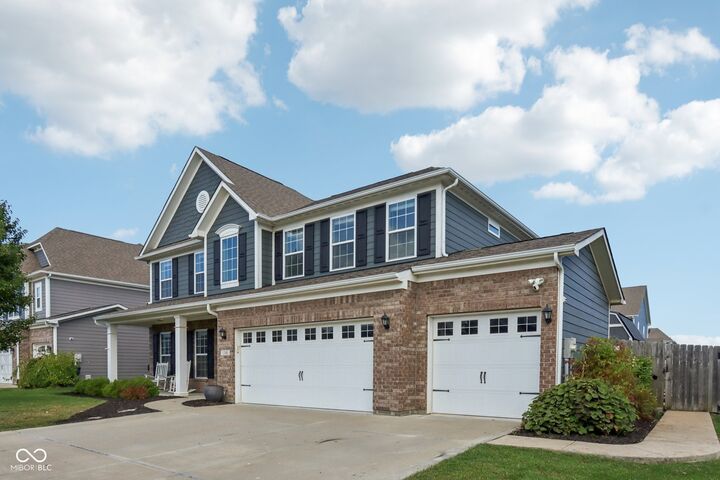 Property Photo: 1340 Fieldcrest Lane IN 46143