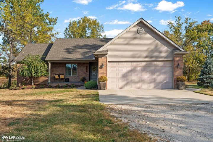 13271 31 Mile Road  Washington MI 48095 photo