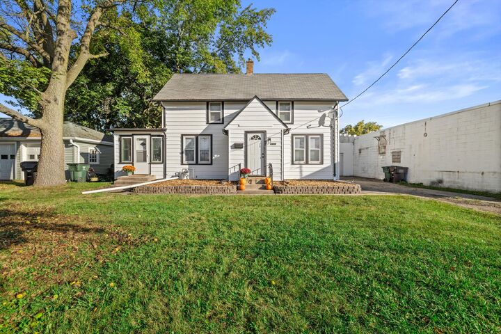 Property Photo: 1206 15th Ave WI 53182