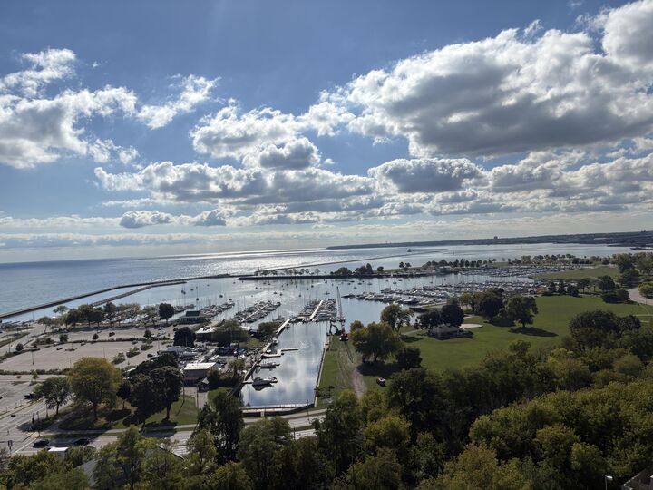 Property Photo: 1919 N Summit Ave 11B WI 53202